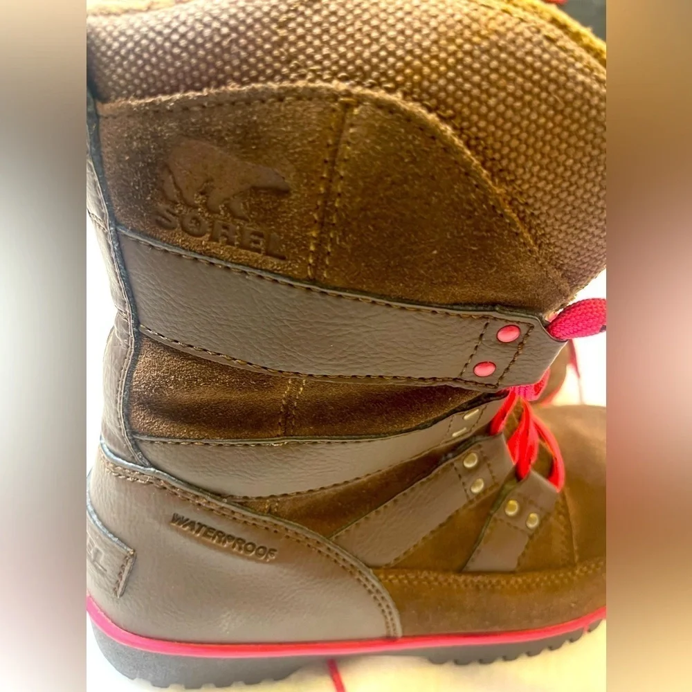 Sorel Meadow Waterproof Winter Boots Girls Size 4 Brown Pink Lace Up⁠